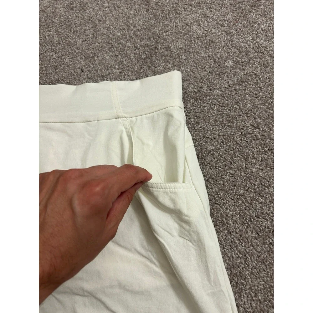 Columbia‎ Sexy Skort Womens XS Cream Good Omni-Shield Hiking Activewear AK1074